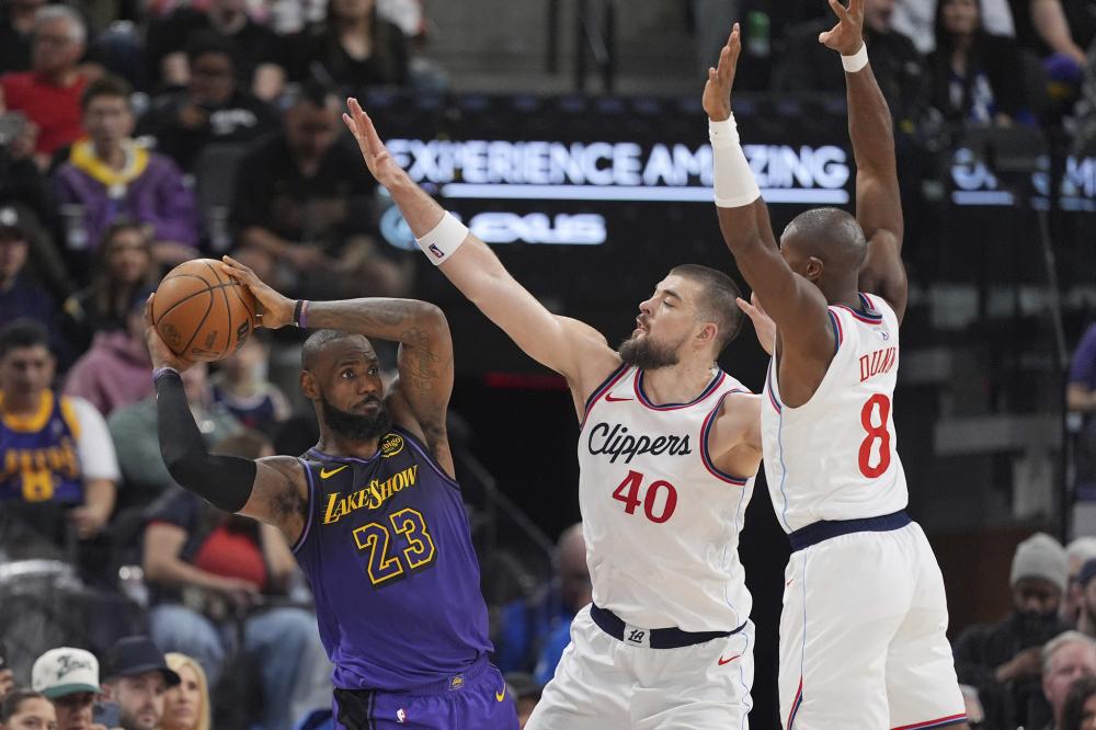 在欧洲足坛 在欧洲足坛