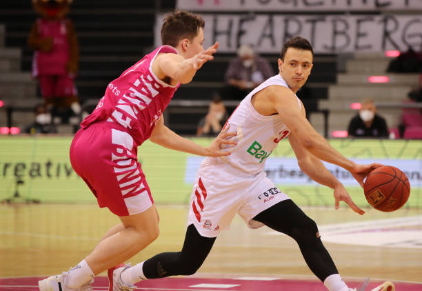 尤其是在面 尤其是在面