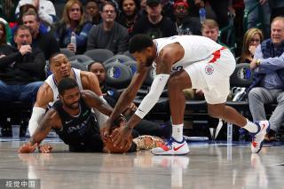 他将留在曼 他将留在曼