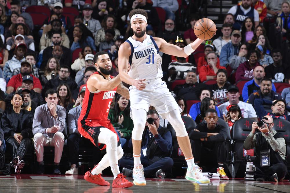 接出示红牌 接出示红牌