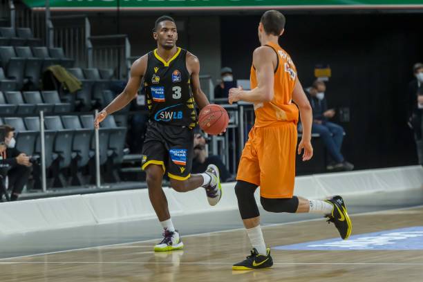 守的压力 守的压力